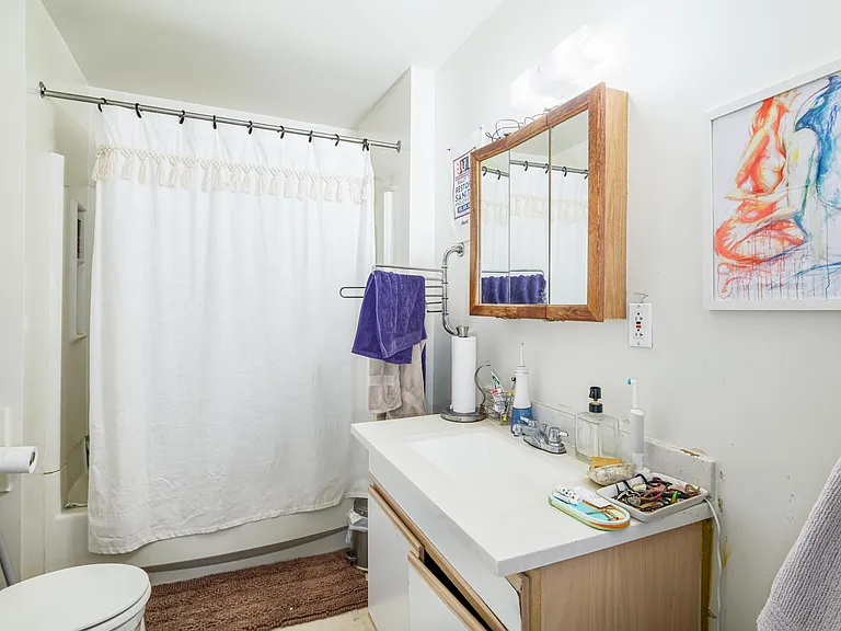 401 S 22nd St #1F — Photo 8