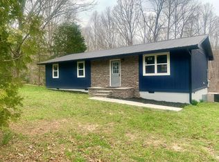 121 Twin Oaks Rd, Pikeville, TN 37367