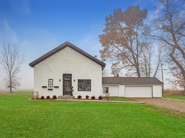 6989 E Yz Ave, Vicksburg, MI 49097