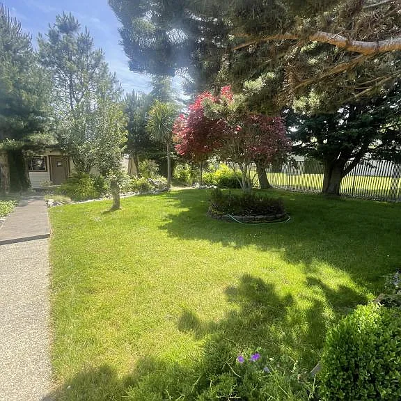 2145 Lombard St — Photo 22