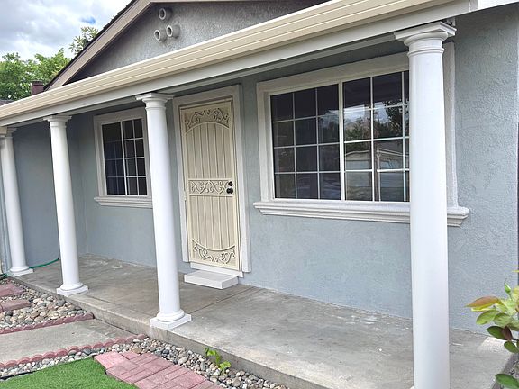 2nd image of 2071 Orlando Dr