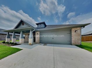 2108 Gabriel Dr, Sherman, TX 75092