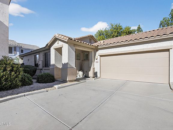 2nd image of 838 E STOTTLER Drive