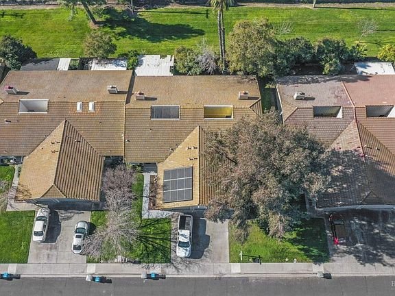 3rd image of 114 Bryce Way