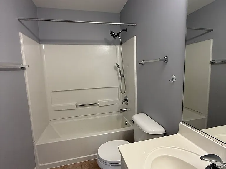 2250 Stoughton Dr #2250 — Photo 36
