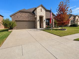 2924 Faro Rd, Aubrey, TX 76227