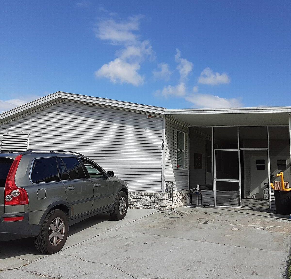 588 Clover Ln, Kissimmee, FL 34746 | Zillow