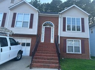 5415 Durham Ridge Ct, Lilburn, GA 30047