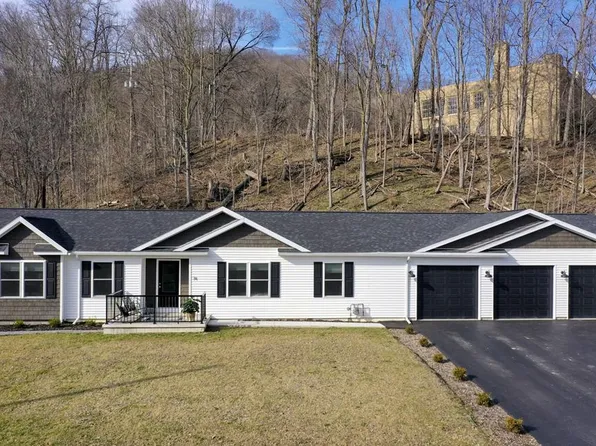 74 Lake St, Hammondsport, NY 14840