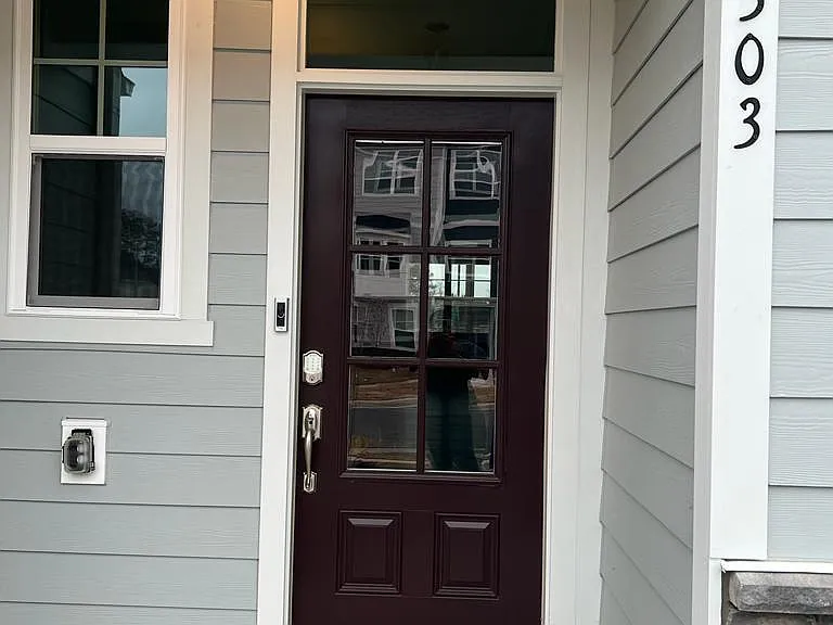 1303 Rosepine Dr — Photo 12