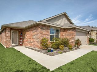 2056 Enchanted Rock Dr, Forney, TX 75126