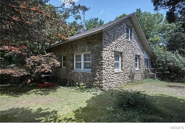 1st image of 430 Rye Hill Rd