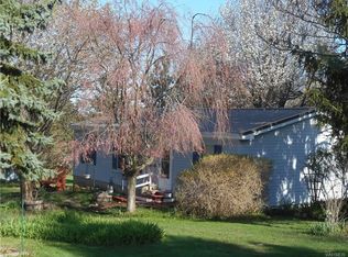 4959 Smith Rd, East Bethany, NY 14054