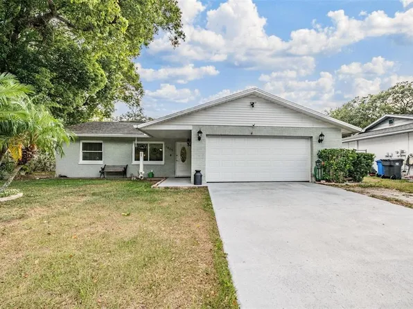 1405 Oak Valley Dr, Seffner, FL 33584