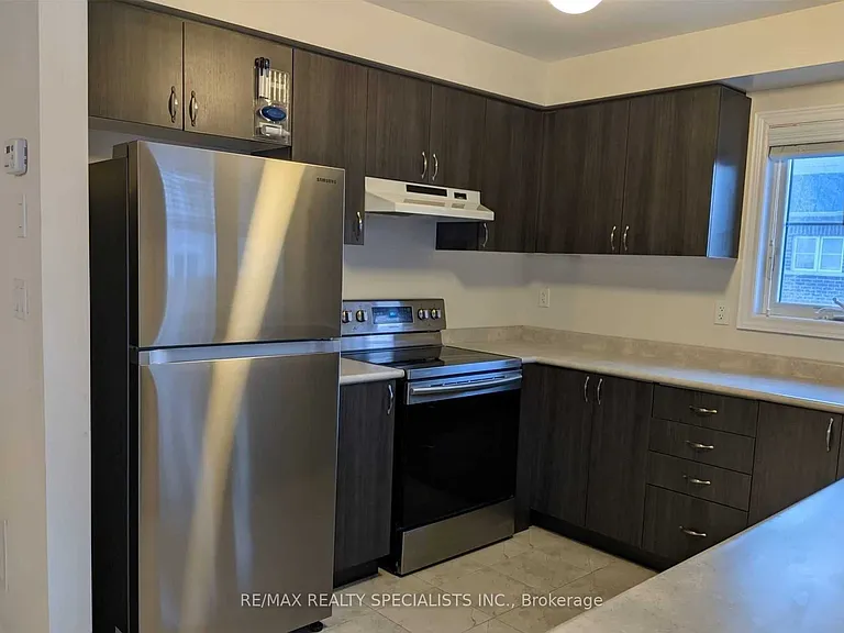 200 Veterans Dr #115 — Photo 3