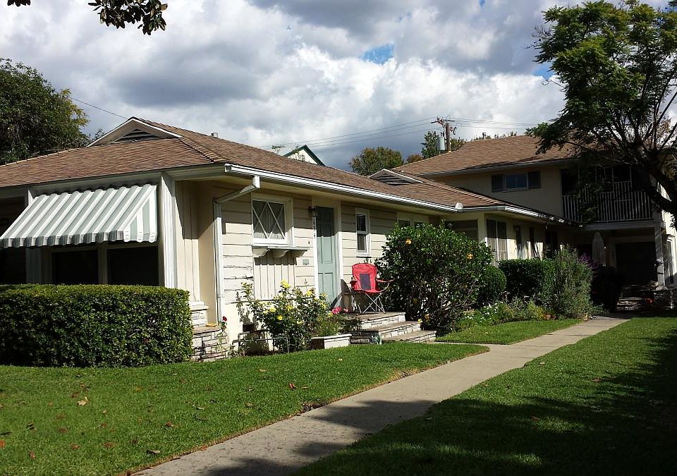 1st image of 634 Brent Ave