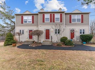 12 Fairway Dr, Coventry, RI 02816