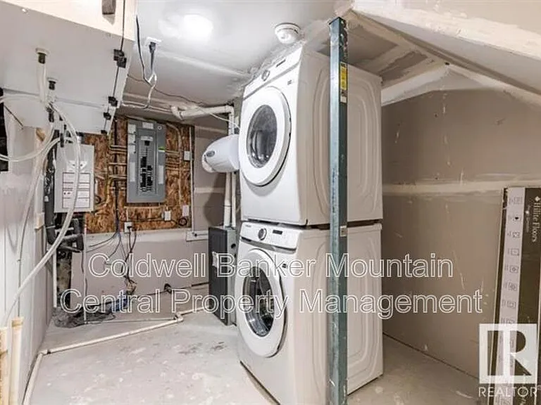 10008 162nd St NW #1 — Photo 6