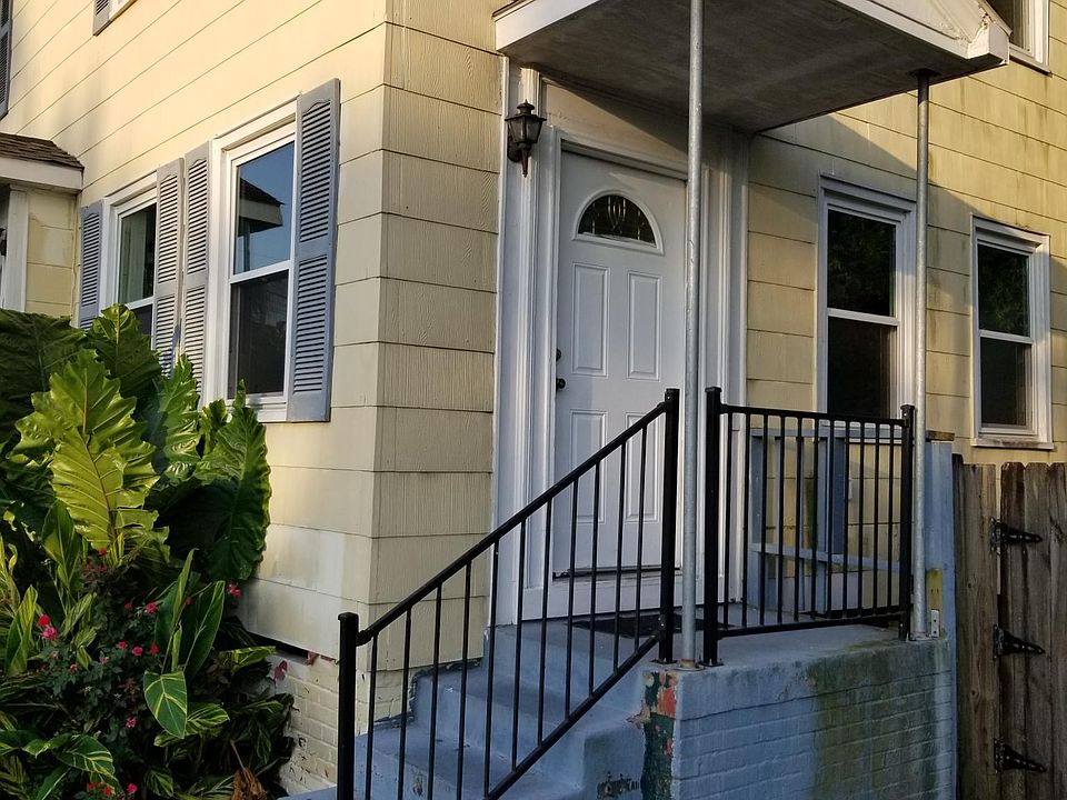 1st image of 6224 Curie St