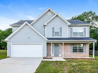 712 Tullamore Way, Hampton, GA 30228