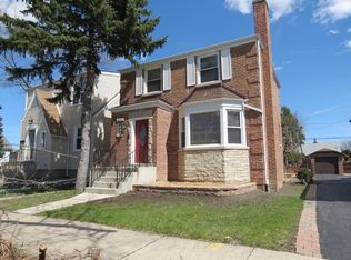 3057 N Osceola Ave, Chicago, IL