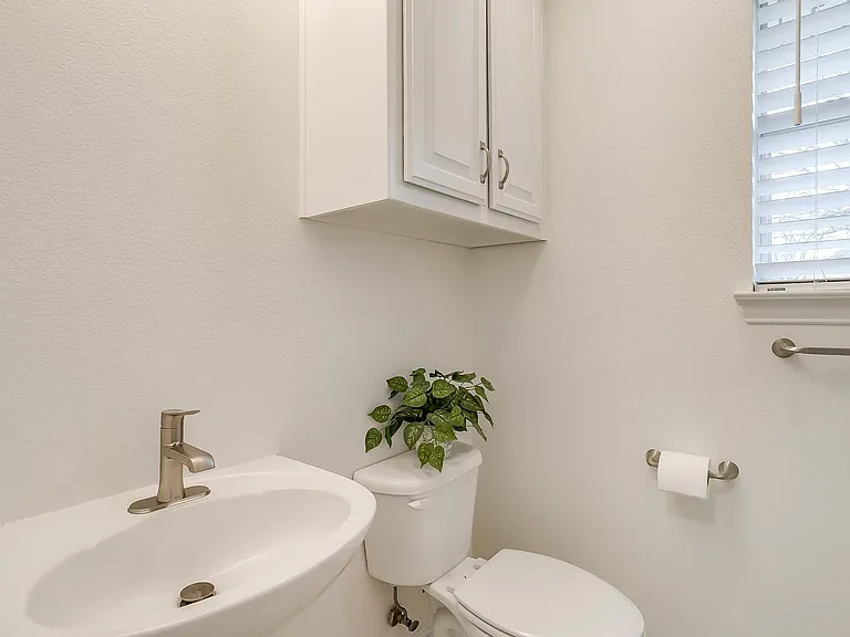 3212 Riverwood Dr — Photo 37