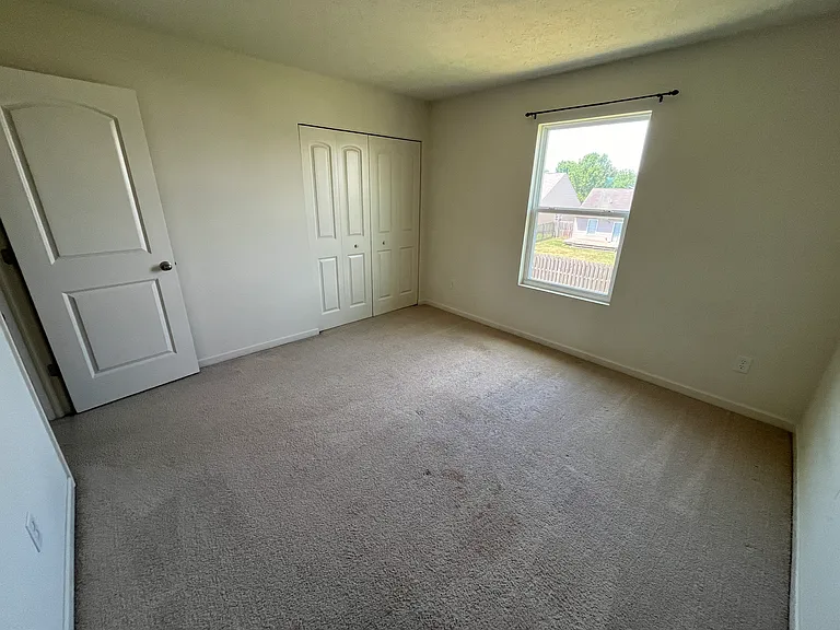 2045 Lakecrest Dr — Photo 26
