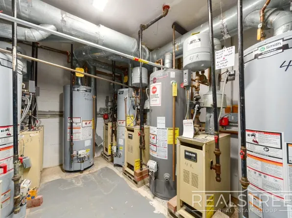 90 Moore Street image 10 of 19