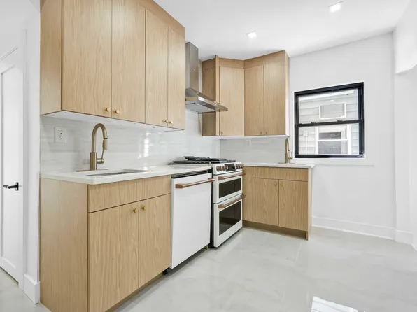 1050 East 31st Street image 1 of 36
