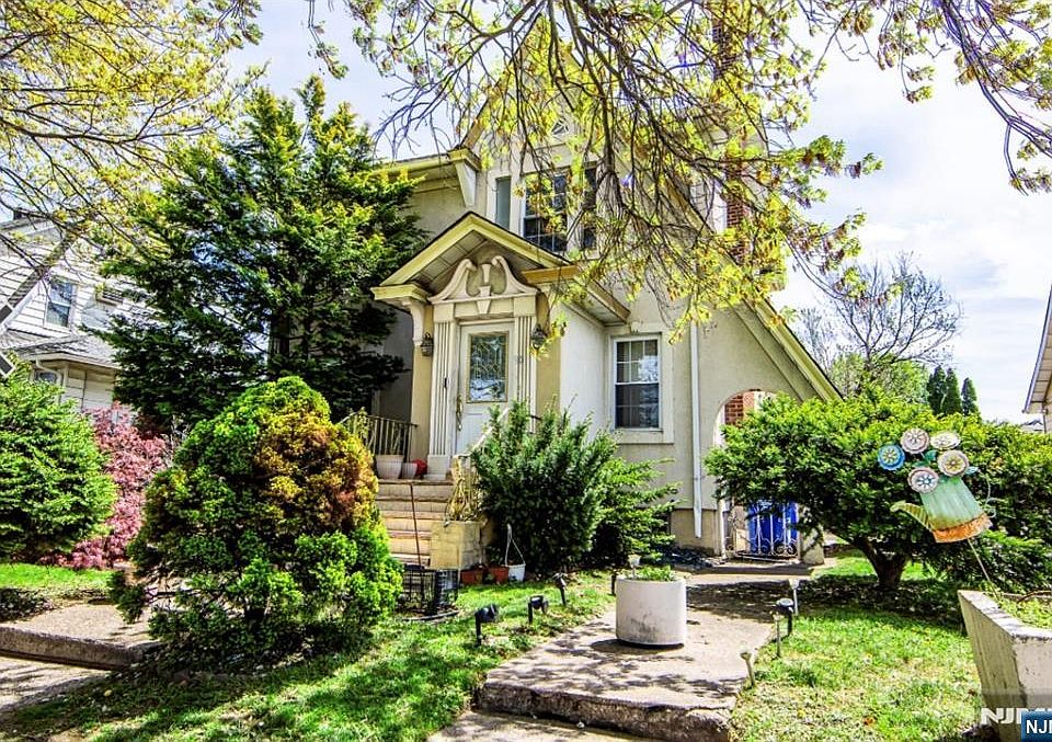 1st image of 90 Union Ave