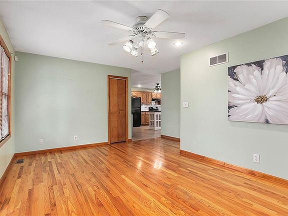 4th image of 1701 S 52nd Ter