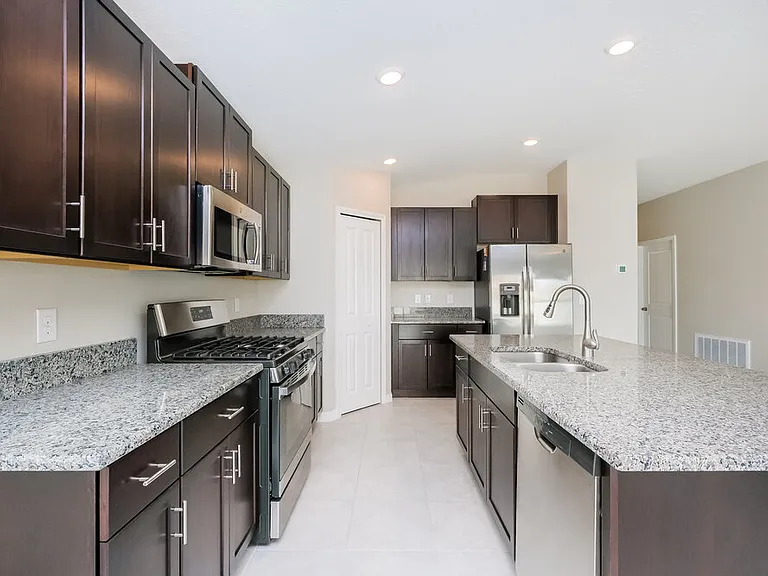 5524 Rainwood Meadows Dr — Photo 8