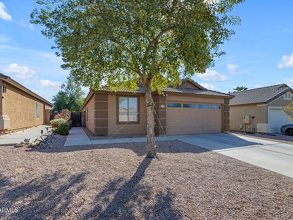 3rd image of 11359 W HUTTON Drive