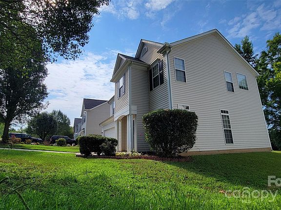 2nd image of 9529 Green Apple Dr