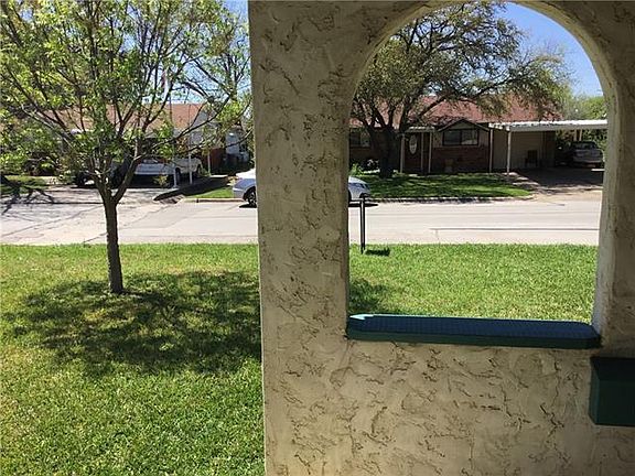 2nd image of 3628 Larry Ave