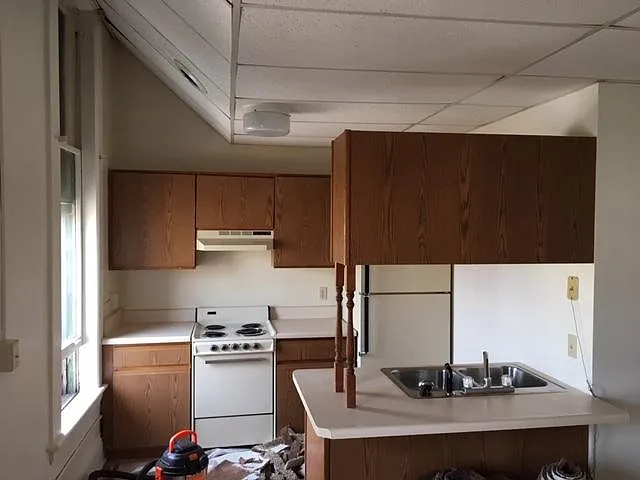 108 S Main St — Photo 1