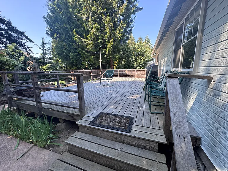 4724 Cypress Dr — Photo 16