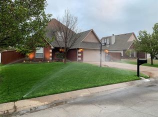 8094 Forrest Glenn Rd, Claremore, OK 74019