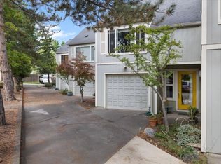 905 Larkin Ln, Ashland, OR 97520