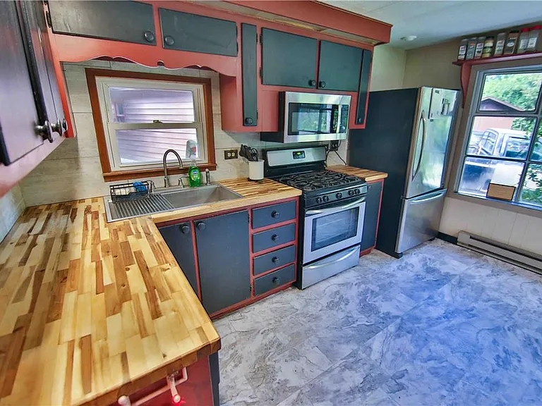 8 Cross Roads Dr — Photo 7