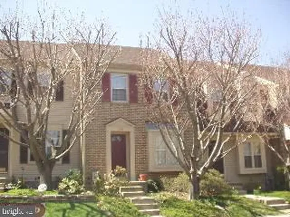 122 Wooden Carriage Dr, Hockessin, DE 19707