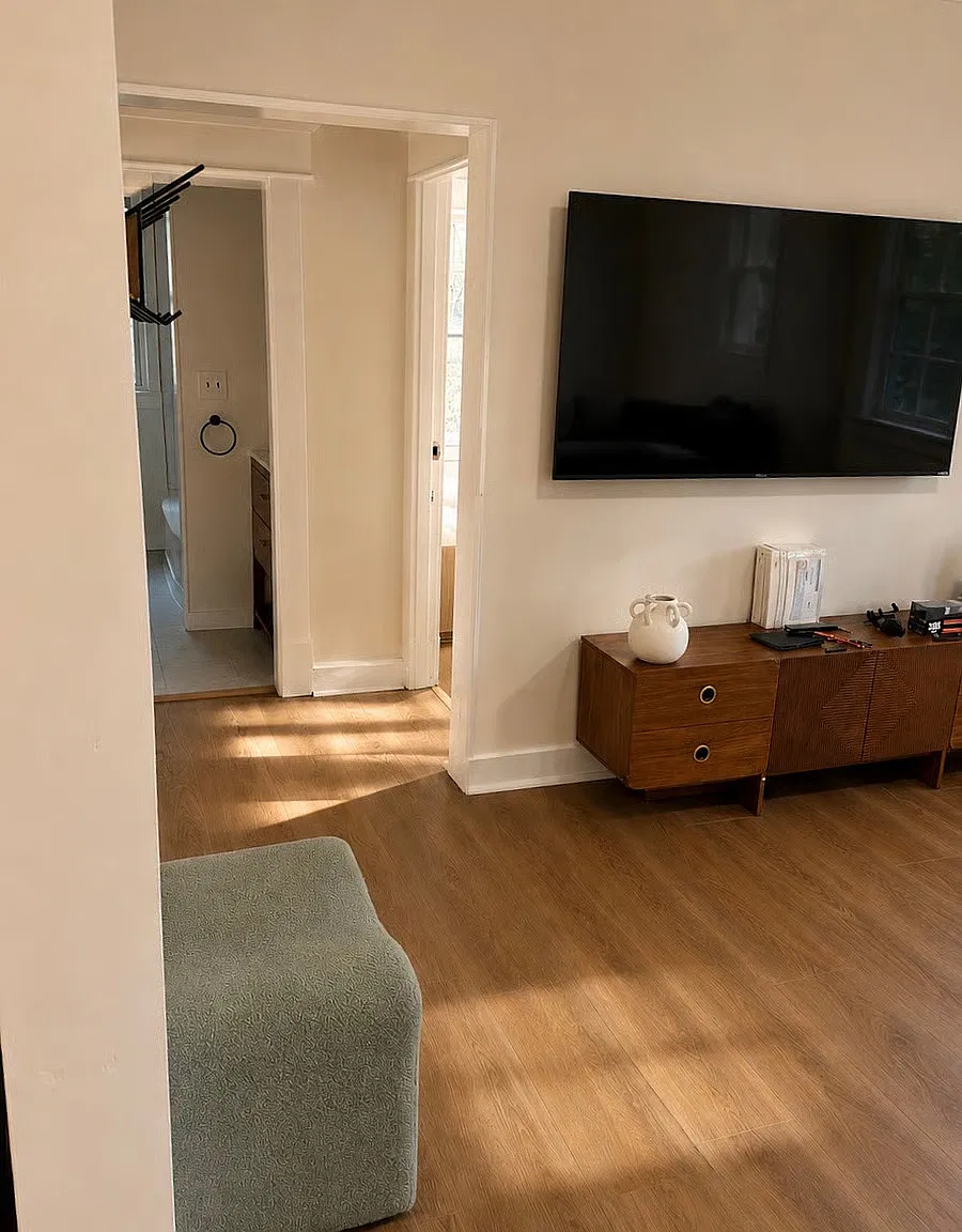 4 bed, 1.5 bath, 1353 sqft, $2,850 — Photo 3