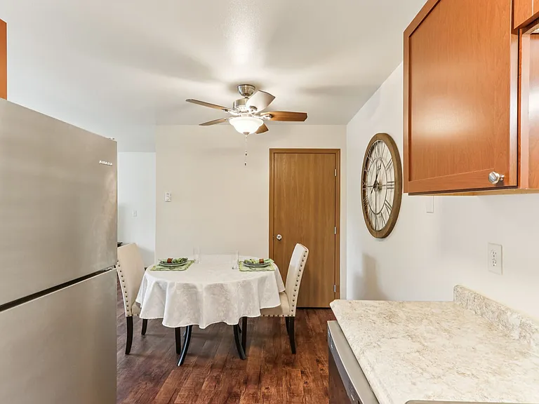 Woodfield Heights Apartments — Photo 83