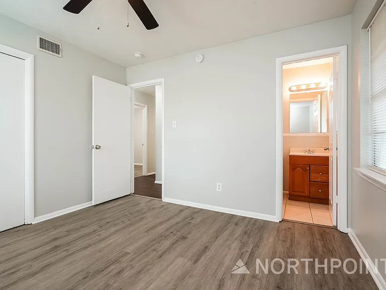 736 Treadwell Dr — Photo 10
