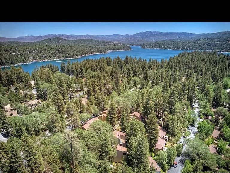 27657 Peninsula Dr — Photo 4