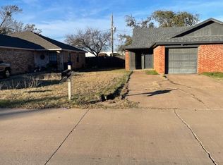 322 Spring Branch Ln, Kennedale, TX 76060