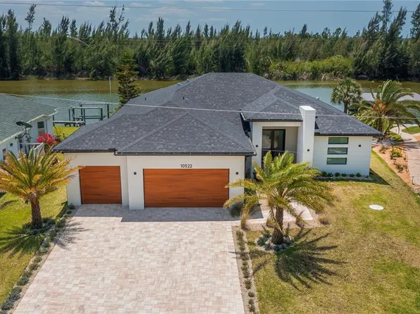 10522 Riverside Rd, Port Charlotte, FL 33981