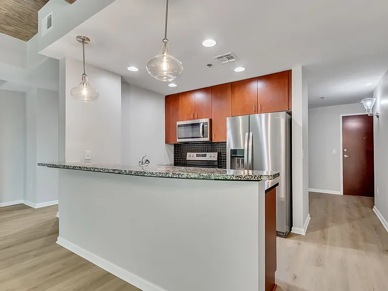 415 Church St #1105 — Photo 12