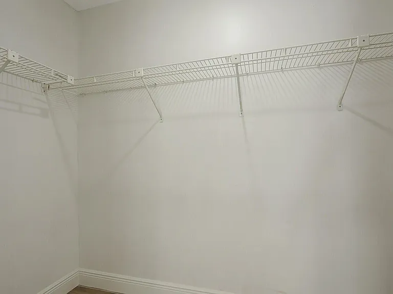113 Sherwood Cir #25B — Photo 21