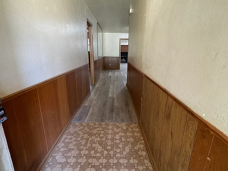 1300 SW 61st St — Photo 3